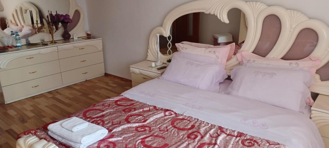 Casa Irina Villa Piatra Neamt Luaran gambar