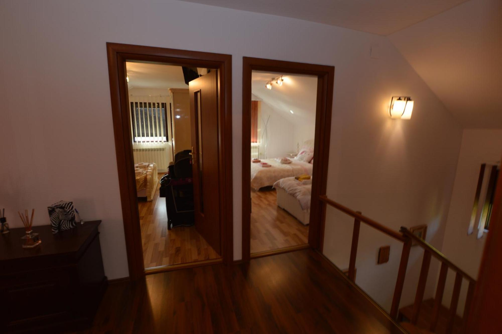 Casa Irina Villa Piatra Neamt Luaran gambar