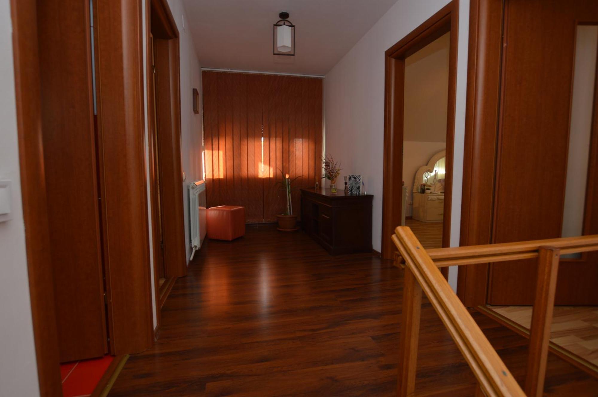 Casa Irina Villa Piatra Neamt Luaran gambar